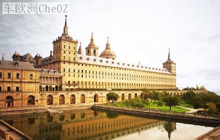 西班牙王宫.jpg