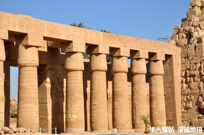 埃及卢克索卡纳克神庙.jpg