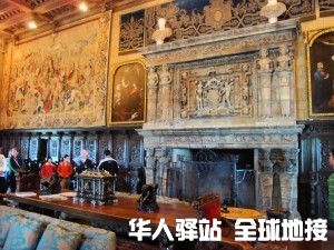 Hearst_Castle_room-300x225.jpg