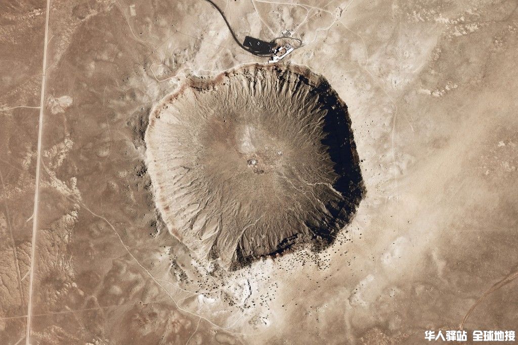 Meteor_Crater_-_Arizona-1024x682.jpg