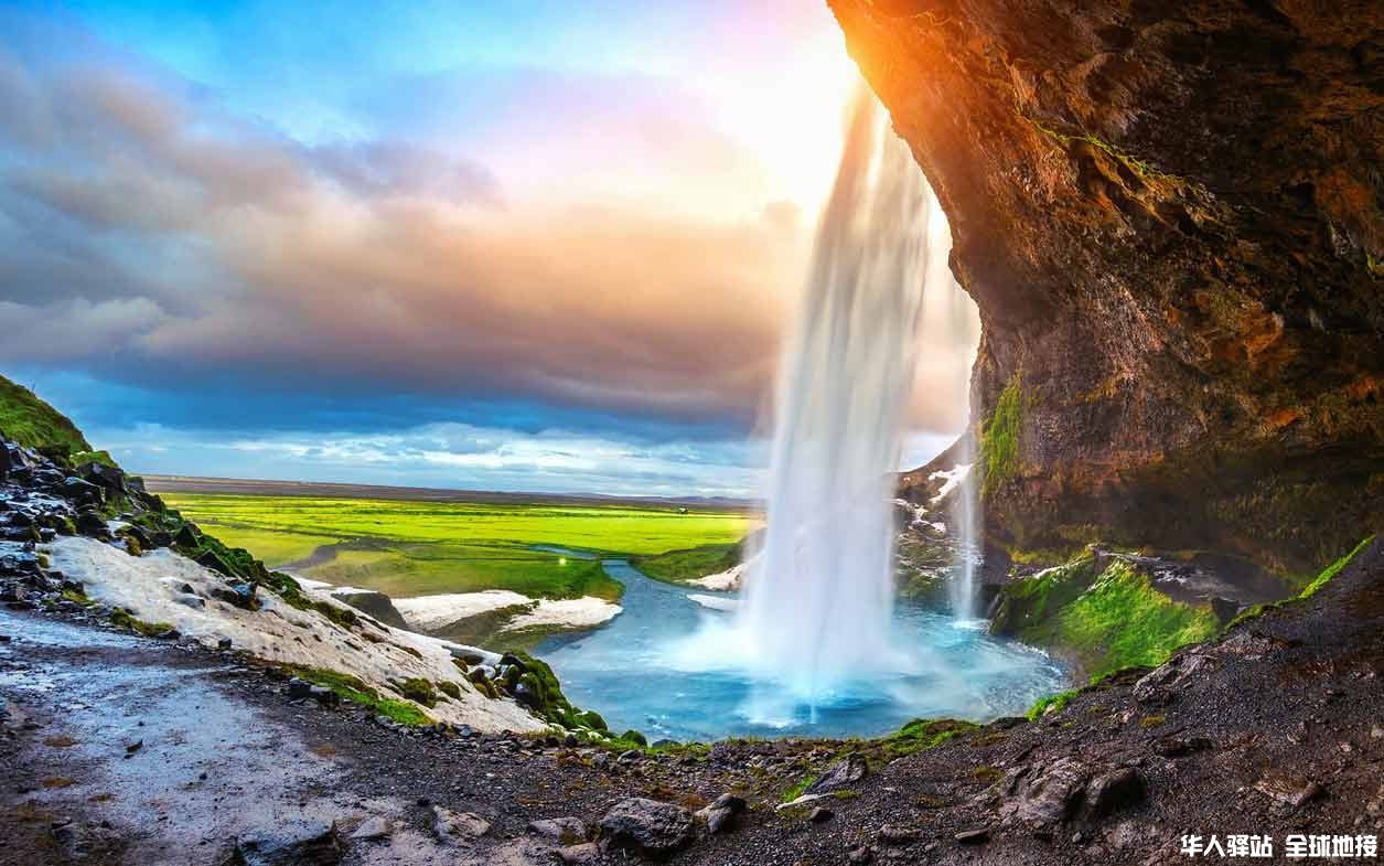 iceland-iStock-940599842-xlarge.jpg