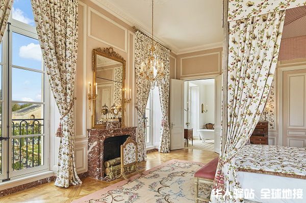Suite Necker - Chambre_photo credit Rene&amp;#769;e Kemps.jpg