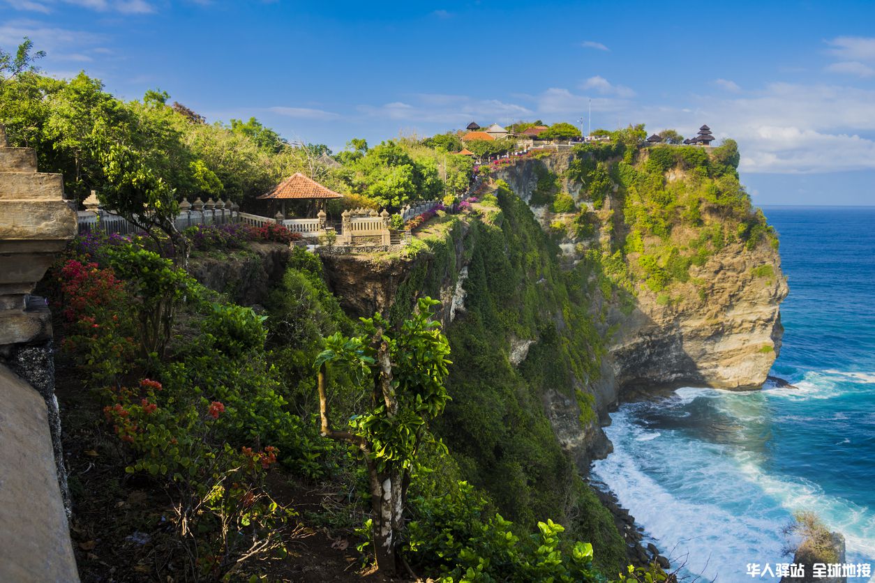 uluwatu-temple-bali.jpg