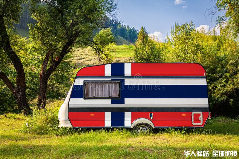 car-trailer-motor-home-painted-national-flag-norway-stands-parked-mountainous-co.jpg