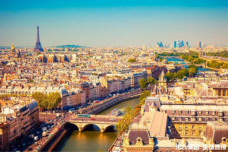 Paris-Guide-Feature.jpg