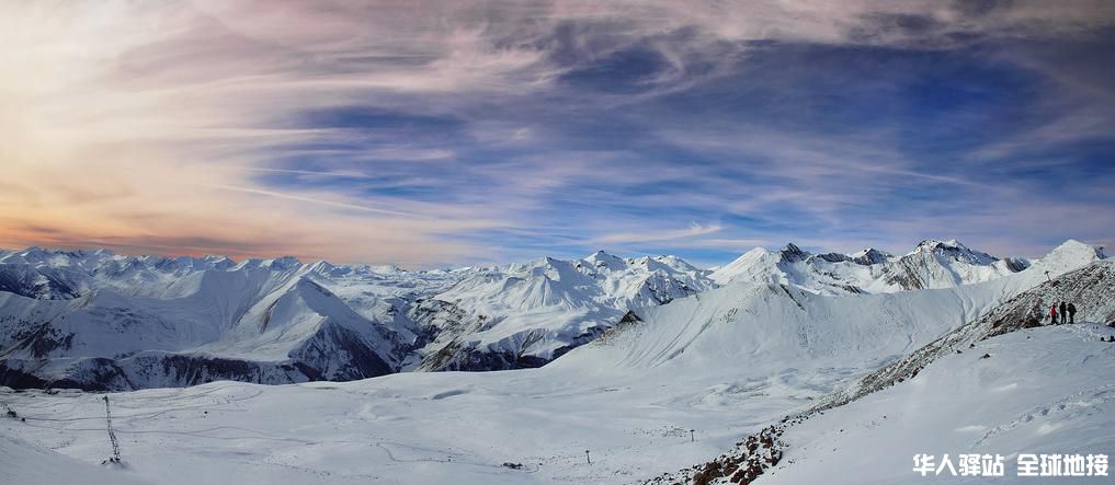 Gudauri-Georgia-Panorama.jpg