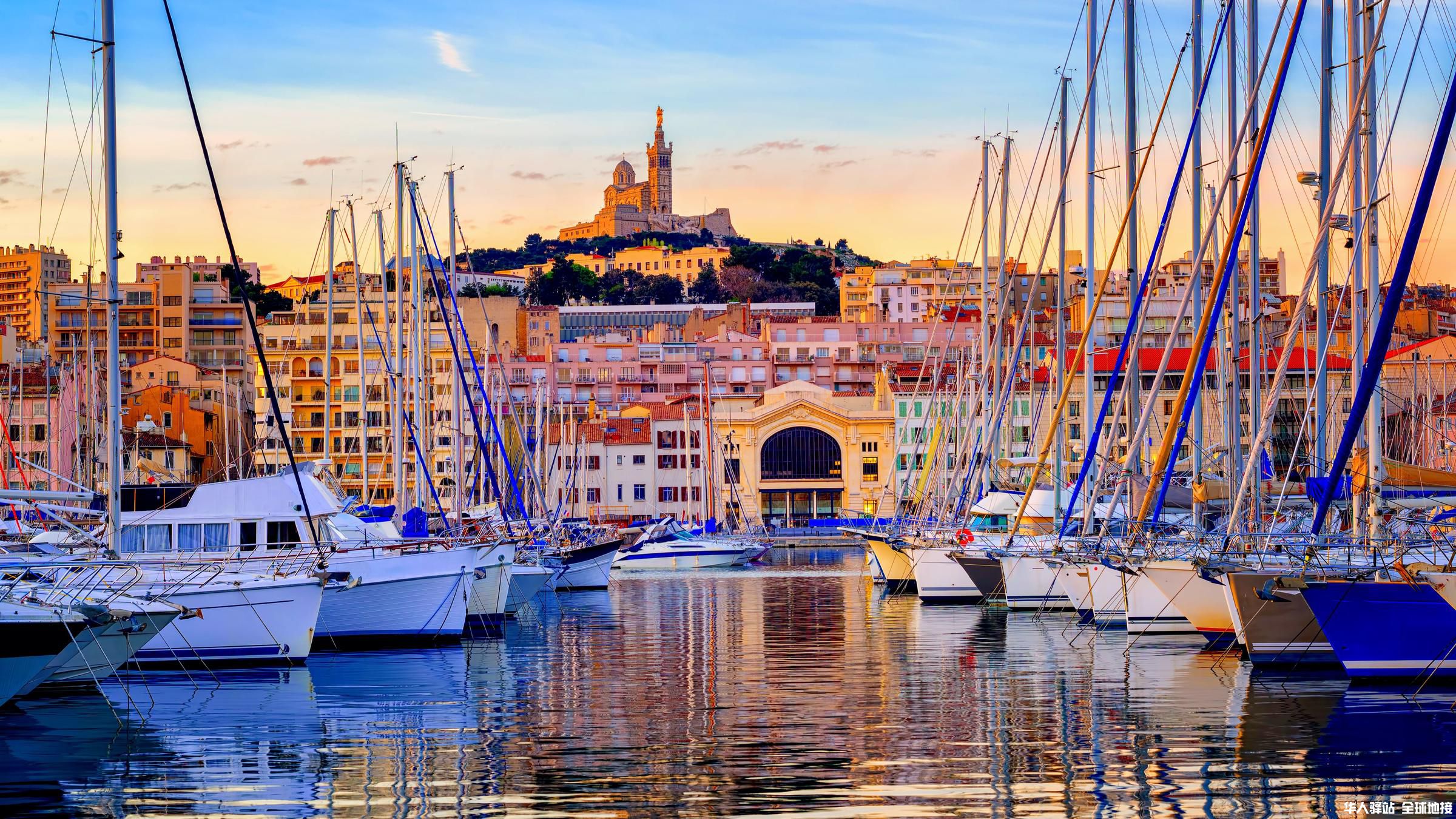 Old_port_of_Marseille.jpg