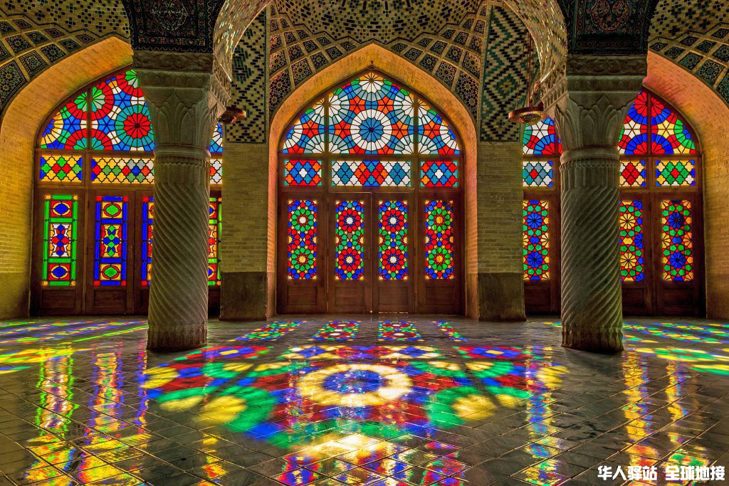 ToIranTour-Nasir-al-Molk-Mosque-Shiraz-1024x683.jpg
