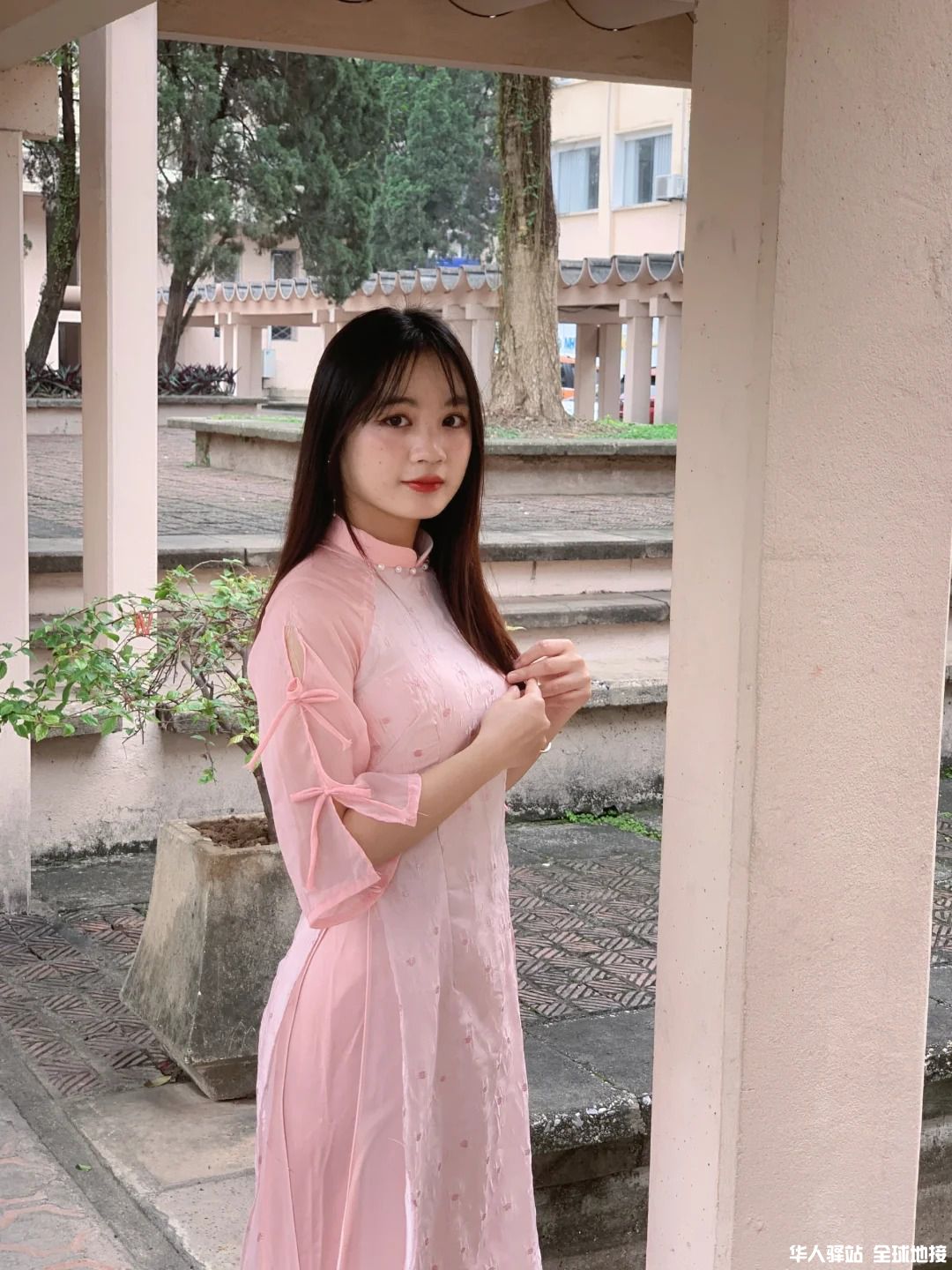 越南🇻🇳留学女大之奥黛_4_.jpg